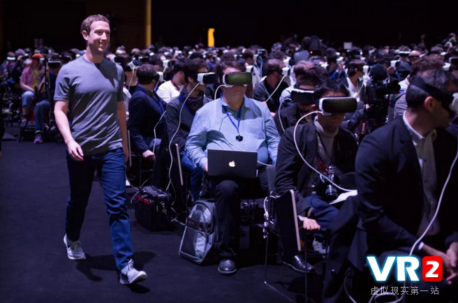 扎克伯格的大赌注：VR 社交化